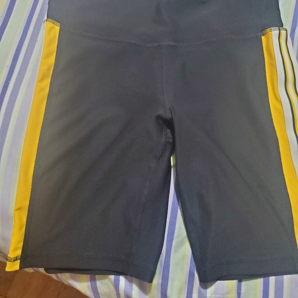 Sports shorts